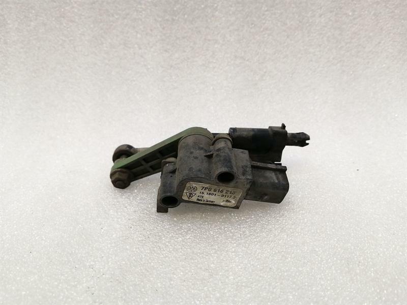 Porsche Cayenne Sensor Porsche Cayenne 958 92A FLH Level Sensor 7P0616...