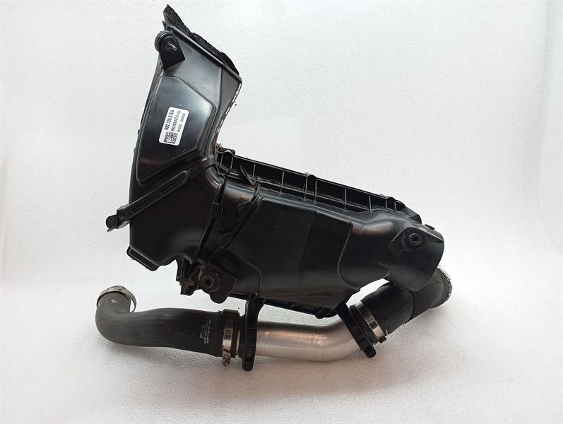 Porsche 911 (992) Porsche 911 992 Air Filter Box 992129567A Air Filter Box Airbox Left Body type: Convertible
Fuel: Petrol