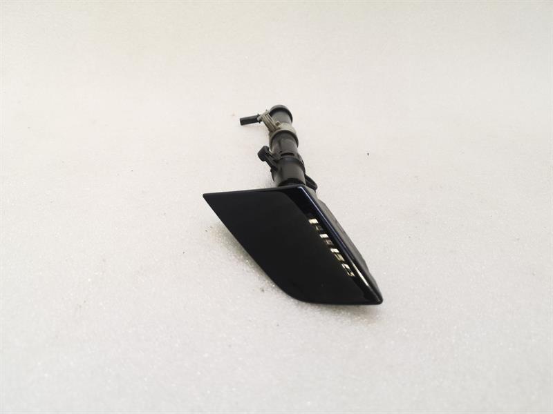 Ferrari FF Headlight washer jet Ferrari FF F151 Hedlamp Washer Jet Right Headli...