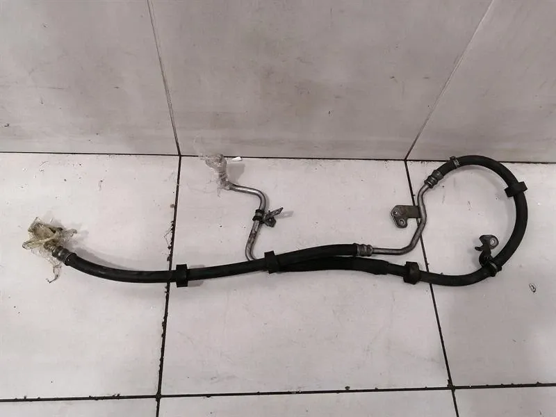 Mercedes-Benz A (W169) Mercedes C Class W204 Power Steering Hose A2044608724 Power Steering HIGH PRESSURE Body type: Coupe
Fuel: Petrol
