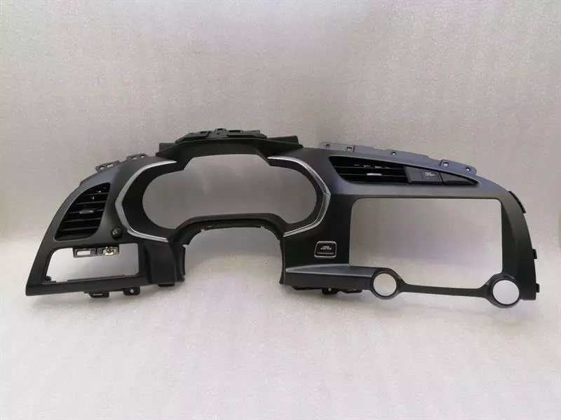 Chevrolet Corvette (C7) Chevrolet Corvette C7 23307720 Dashboard Dashboard Gauge Cluster Bezel Trim