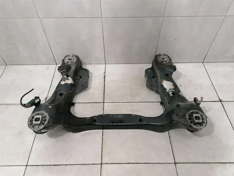 Bentley Continental GT, GTC, Flying Spur Bentley Continental GT W12 Beam Subframe Front 3W0399313C Front Axle Carrier Body type: Coupe
Fuel: Petrol