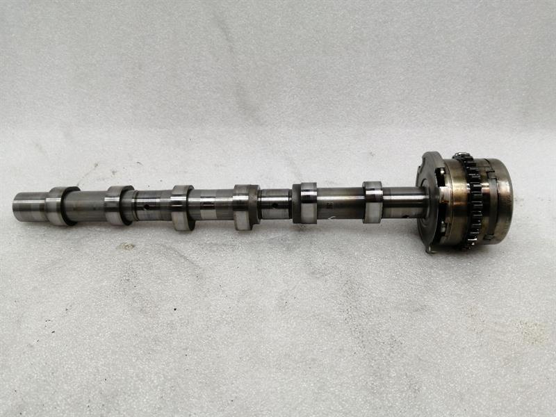 Mercedes-Benz CLA (C174 / C178) Mercedes left exhaust camshaft A2760510139 camshaft left outlet