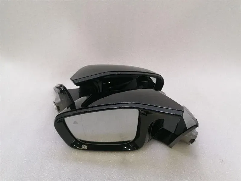BMW 5 (G30 / G31) BMW F90 G30 M5 Rear View Mirror 360 Dim Blind RHD SET Rear View Mirror Interior Mirror- Body type: Saloon
Fuel: Petrol