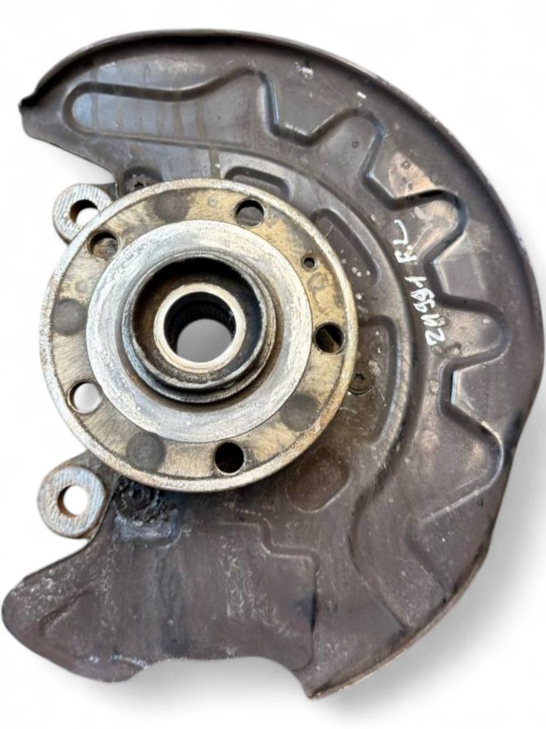 Seat Leon Wheel bearing housing — front left Wheel bearing housing — front left — SEAT LEON ...