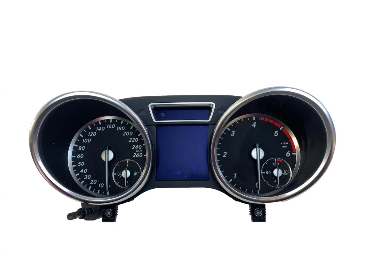 Mercedes-Benz A (W176) mittaristo Instrument cluster — MERCEDES-BENZ GL-CLASS (X1...