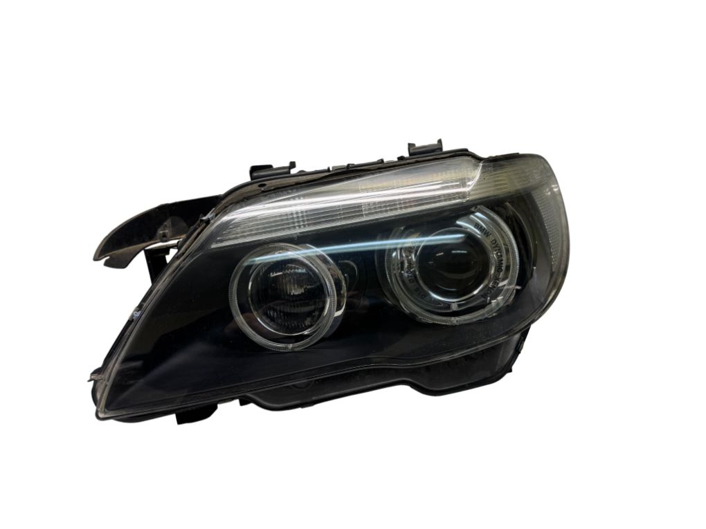 BMW 7 (E65 / E66 / E67 / E68) Left headlight Left headlight — BMW 7 (E65, E66) (2001-2009) —...
