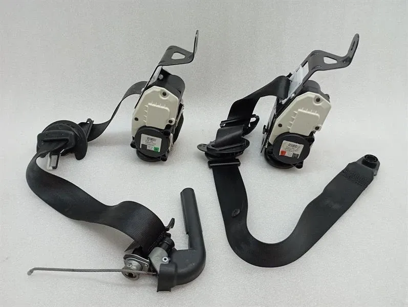 Land Rover Range Rover Sport (L494) Range Rover Sport L494 Front Seatbelt DPLA-611B09-DD Seat Belt SET OF 2
