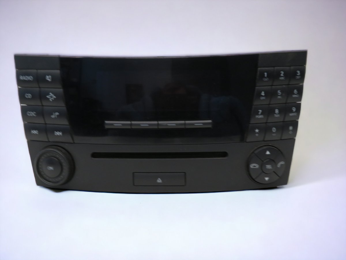 Mercedes-Benz A (W169) Radio Radio — MERCEDES-BENZ E-CLASS (W211) (2002-2009...