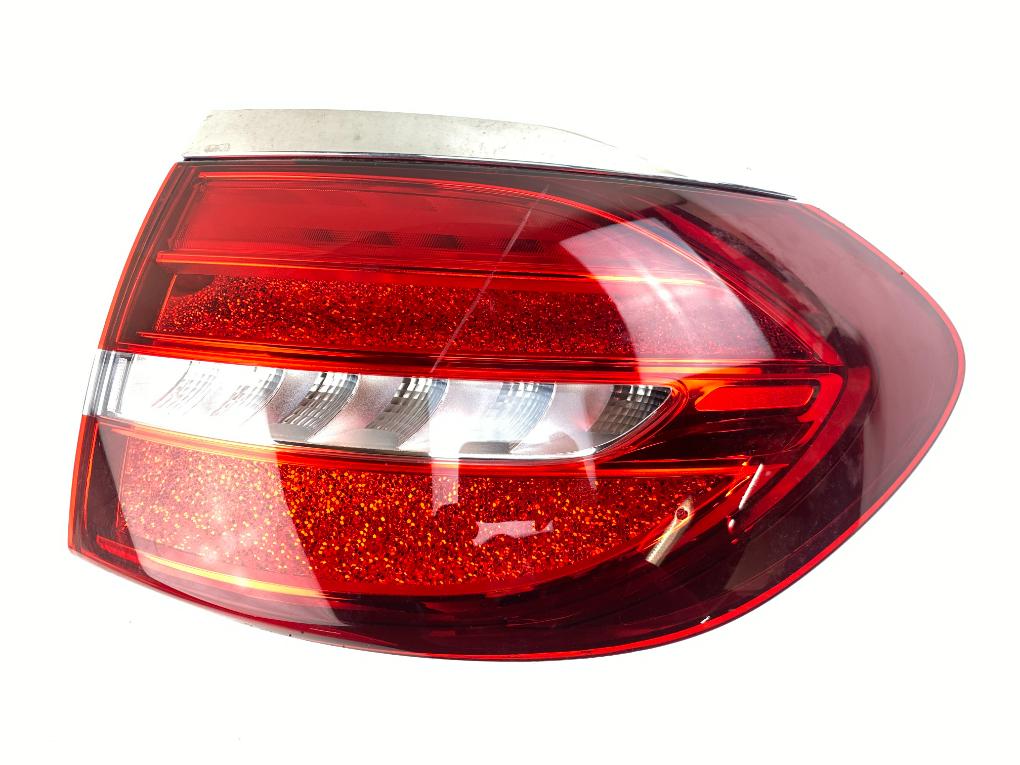 Mercedes-Benz A (W176) Right Rear Light Right rear light — MERCEDES-BENZ E-CLASS (W213)...