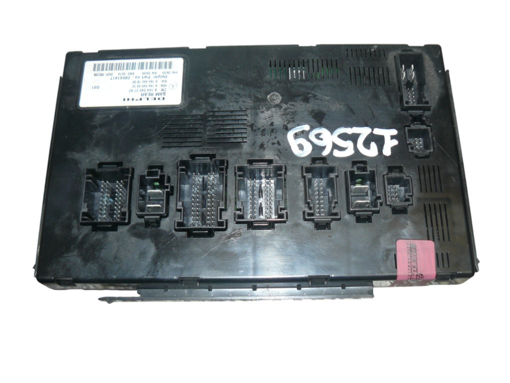 Mercedes-Benz A (W169) Fuse box Fuse box — MERCEDES-BENZ ML-CLASS (W164) (2005-...