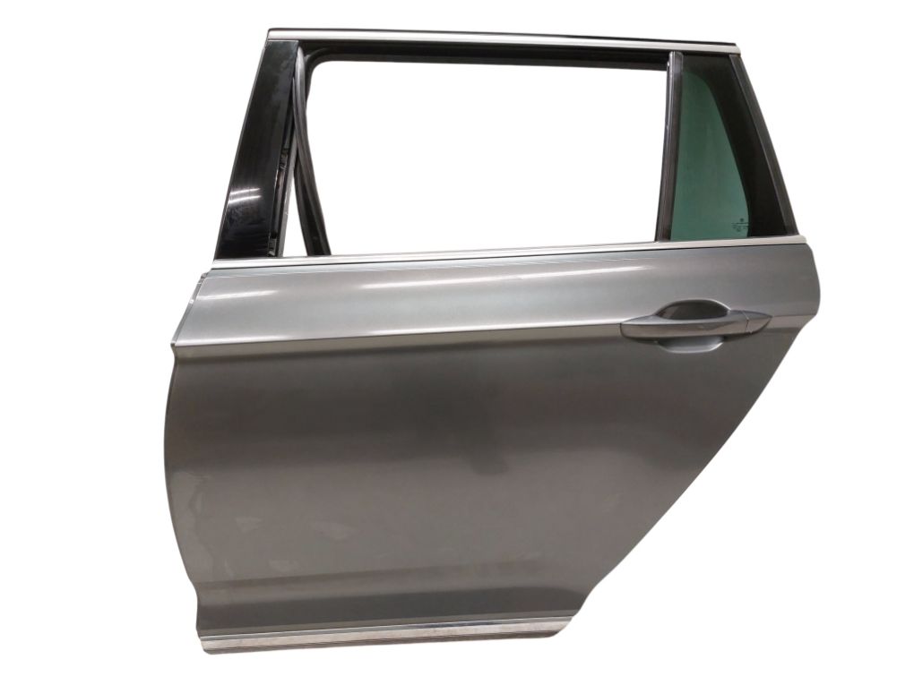 Volkswagen Passat (B8) Door — rear left Door — rear left — VW PASSAT B8 (3G) / ALLTRACK...