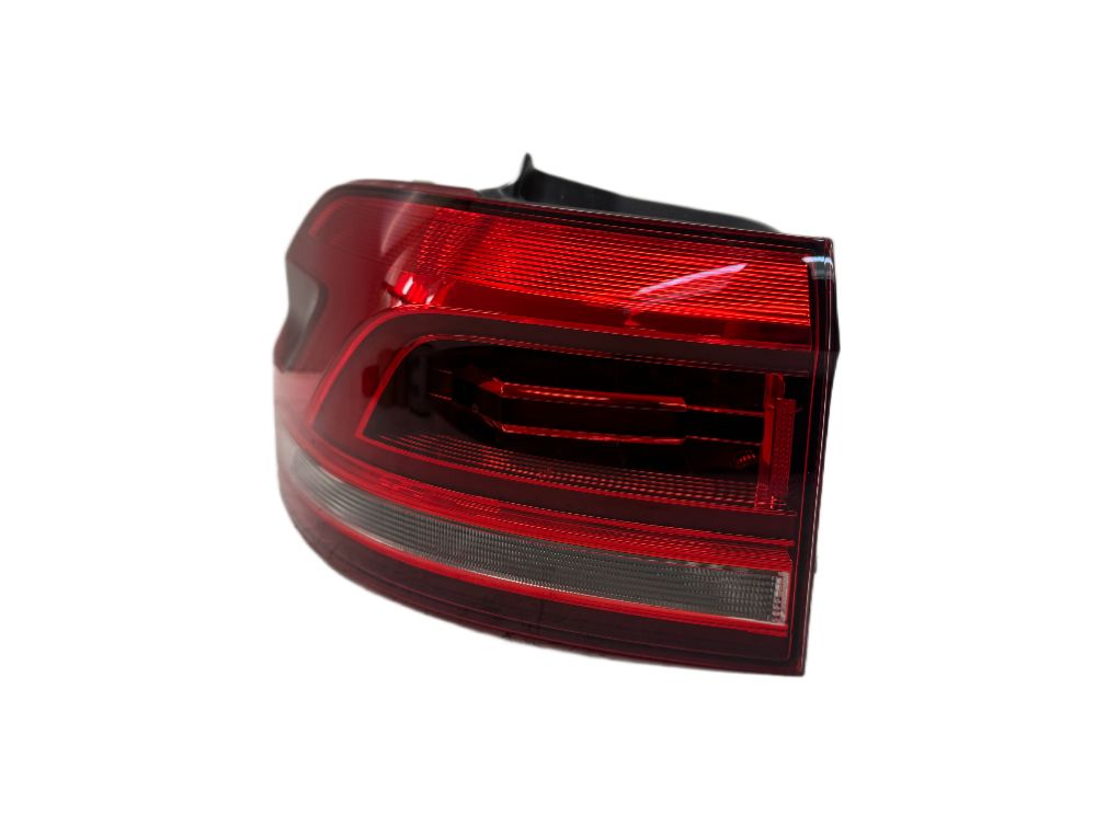 Volkswagen Touran Left Rear Light