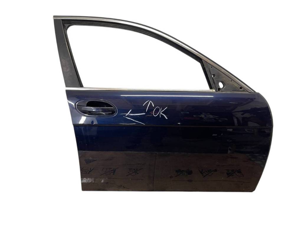 BMW 7 (E65 / E66 / E67 / E68) Door Front Right 7202082 Door Front Right BMW 7 (E65, E66) (2001...