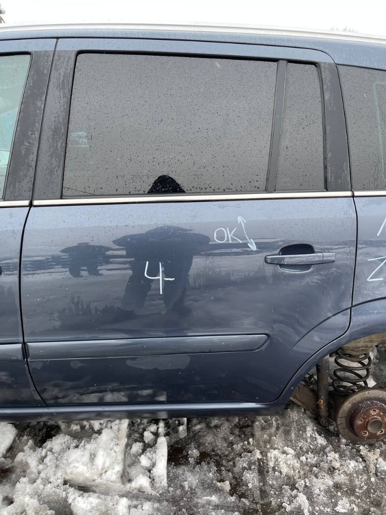 Opel Zafira (B) Door — rear left Door — rear left — OPEL ZAFIRA B (A05) (2005-20...