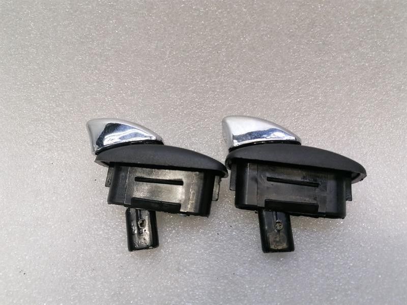 Maserati Granturismo M145 Seat Adjust Knob Set 980145120 Seat Adjust Knob