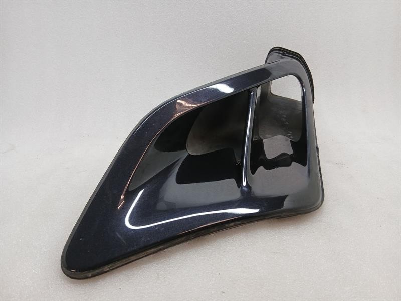 Porsche 911 (991) Porsche 911 997 Turbo Right Intake 99757556000 Air Duct Right Body type: Convertible
Fuel: Petrol