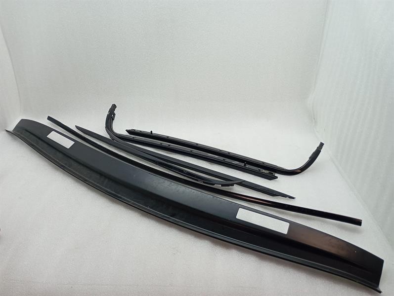 Bentley Continental GT Body Moulding BENTLEY CONTINENTAL GTC 18-24 3S Moulding 3SD85...