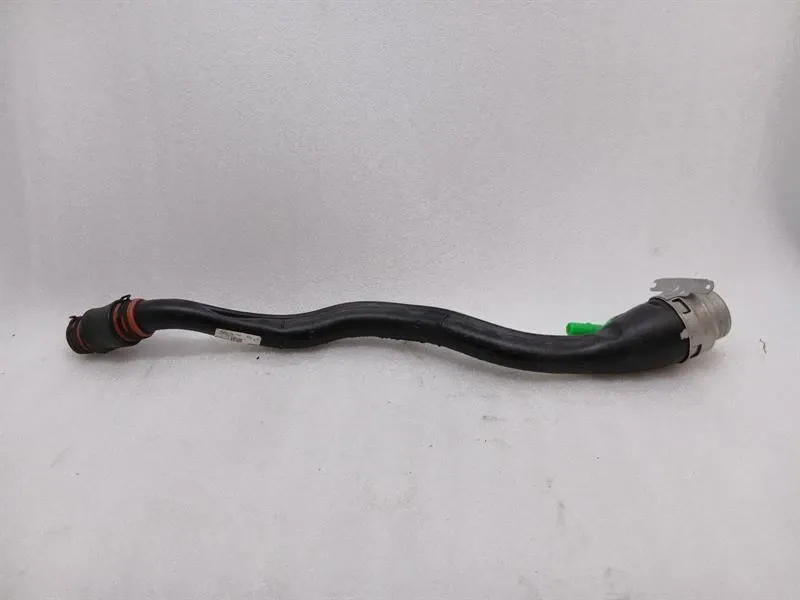 Porsche 911 (992) Porsche 911 992 Fuel Filler Neck 992201106F Filler Neck Body type: Convertible
Fuel: Petrol