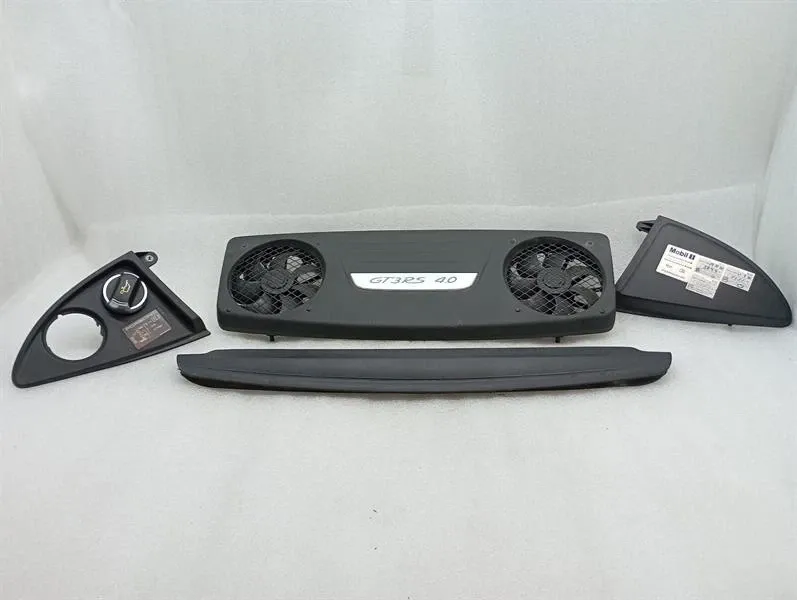 Porsche 911 (991) Porsche 911 991 GT3RS Mk1 Engine Cover 99150458391 Engine Cover Body type: Coupe
Fuel: Petrol