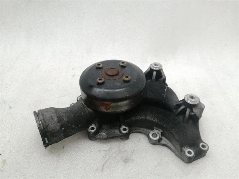 Mercedes-Benz CLS (C219) Mercedes CLS W219 additional cooling pump A1562000601 coolant pump pump Body type: Saloon
Fuel: Petrol