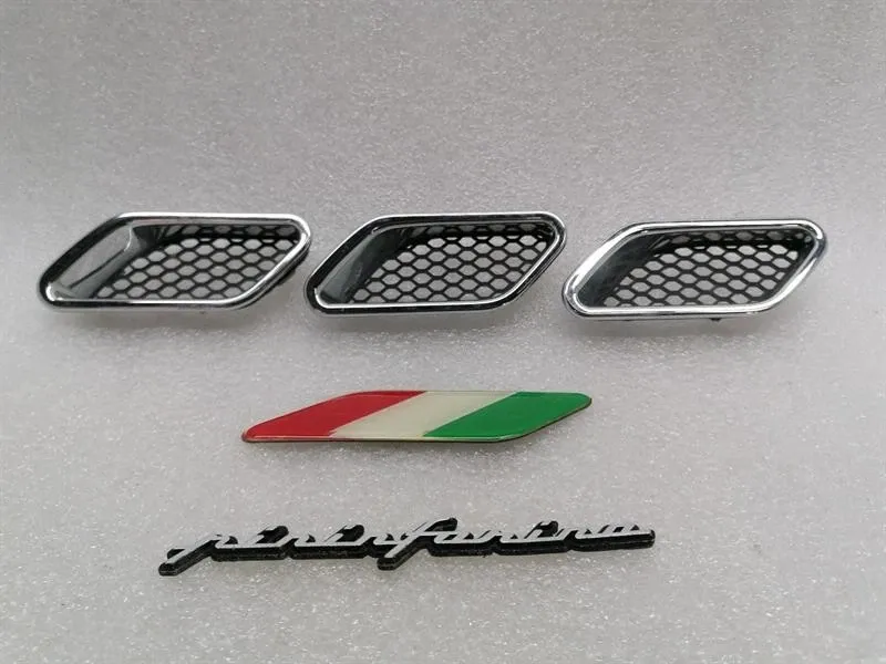 Maserati GranTurismo / GranCabrio Maserati Granturismo M145 Right Wing Grille 67729600 Vent Grille 68265300 Body type: Coupe
Fuel: Petrol