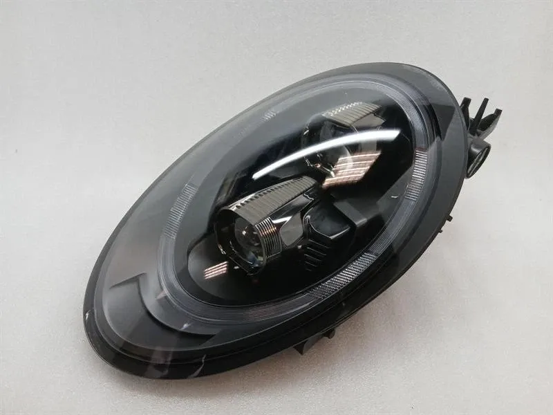 Porsche 911 (991) Porsche 911 991 Left Headlight 99163196513 Headlight Left 17-19 PDLS PLUS Body type: Coupe
Fuel: Petrol