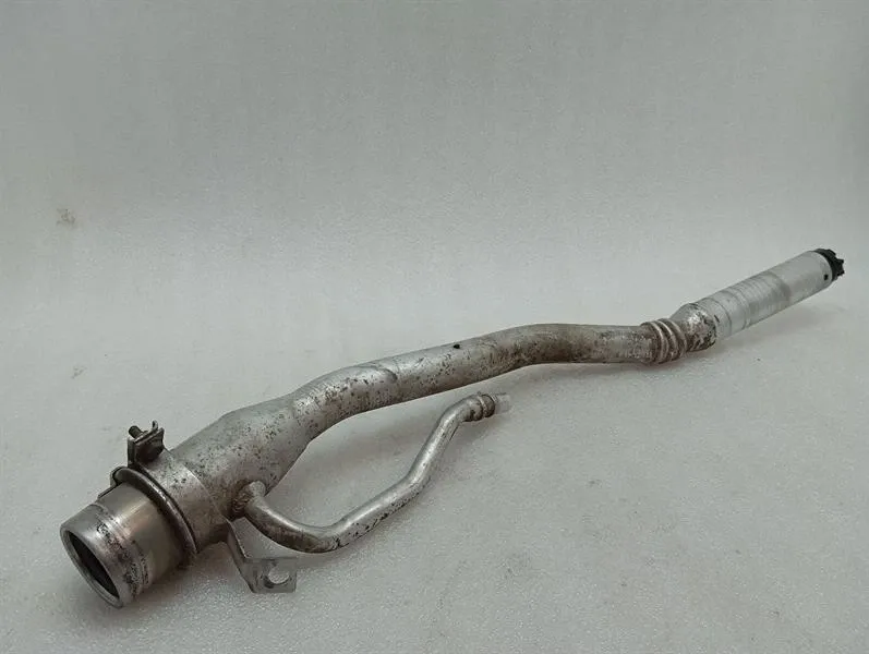 Porsche 911 (996) Porsche 911 997 Fuel Filler Neck 99720104312 Filler Neck Body type: Convertible
Fuel: Petrol