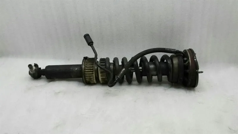 Mercedes-Benz A (W169) Mercedes SUnknown Shock Absorber Front Left A2213208313 Front Shock Absorber Body type: Saloon
Fuel: Petrol