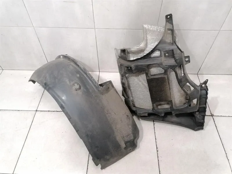 Porsche 911 (997) Porsche 911 997 Wheel Arch Liner 997504574 Wheel Arch Cover Set Faulty C4 Body type: Convertible
Fuel: Petrol