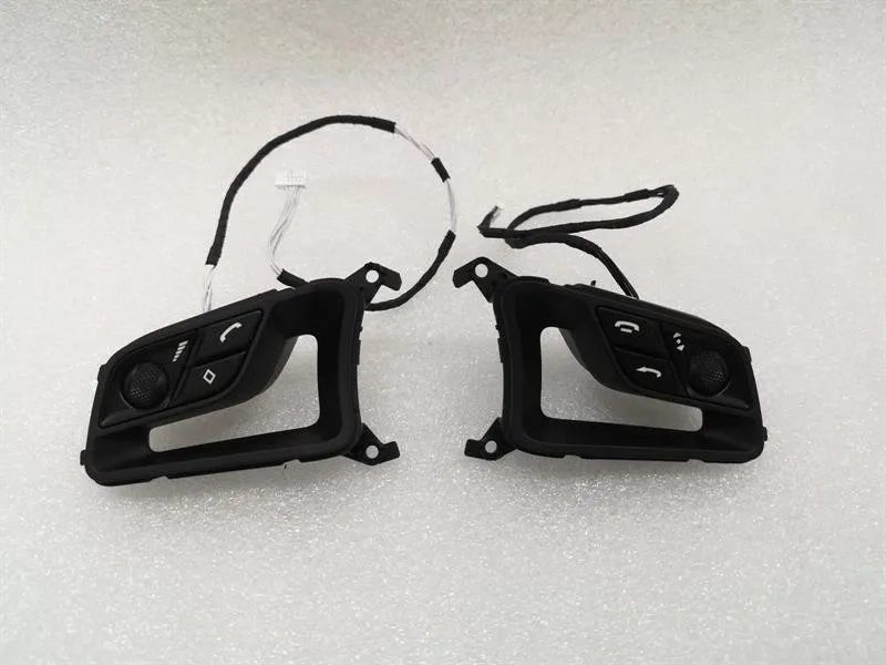 Porsche Cayman (981) NEW GENUINE PORSCHE MFL STEERING WHEEL SWITCH SET OEM 991 718 MACAN 95B998537 Body type: Coupe
Fuel: Petrol