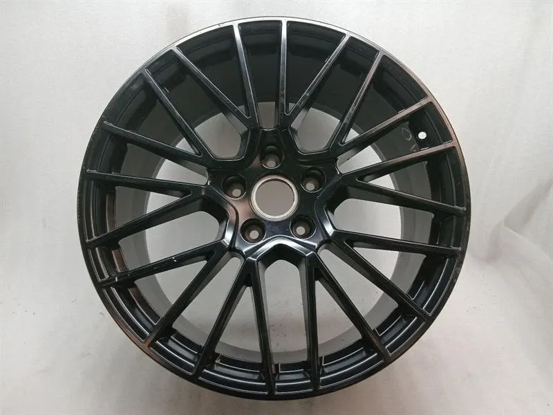 Porsche Cayenne Porsche Cayenne 9Y MK3 Alloy Wheel 9Y0601025BF RS Spyder Alloy Wheel 9.5J x21 ET46 Body type: Unknown
Fuel: Unknown
