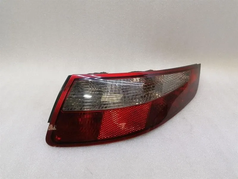 Porsche 911 (996) Porsche 911 997 right rear light 99763148603 tail light rear right Body type: Convertible
Fuel: Petrol