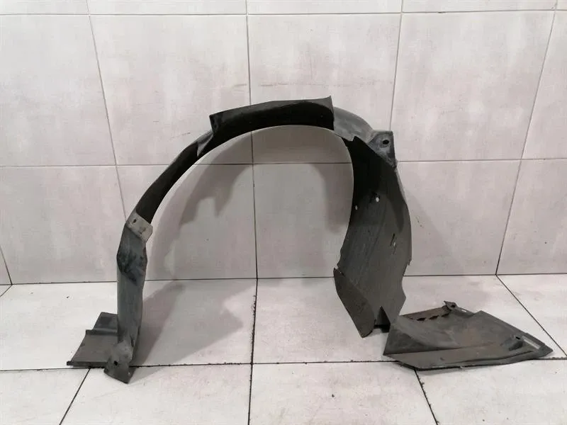 Porsche 911 (996) Porsche 911 996 wheel arch liner 99650422301 wheel arch cover rear left Body type: Convertible
Fuel: Petrol