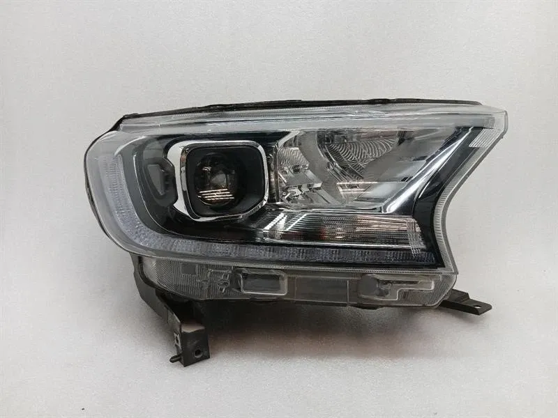 FORD RANGER P375 MK4 RIGHT HEAD LIGHT JB3B-13E014-AA 19-22 RIGHT HAND DRIVE RHD