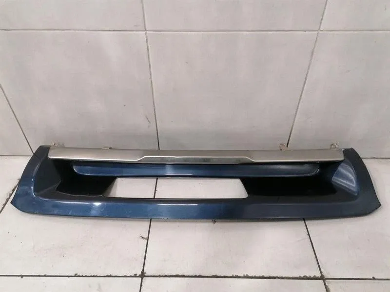 Porsche Cayenne Porsche Cayenne 958 92A GTS rear bumper diffuser 7P5807834 rear strip Body type: SUV
Fuel: Diesel