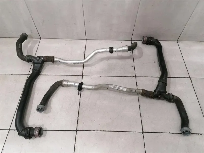 Porsche 911 997 cooling pipe 99710672003 cooling water hose hose