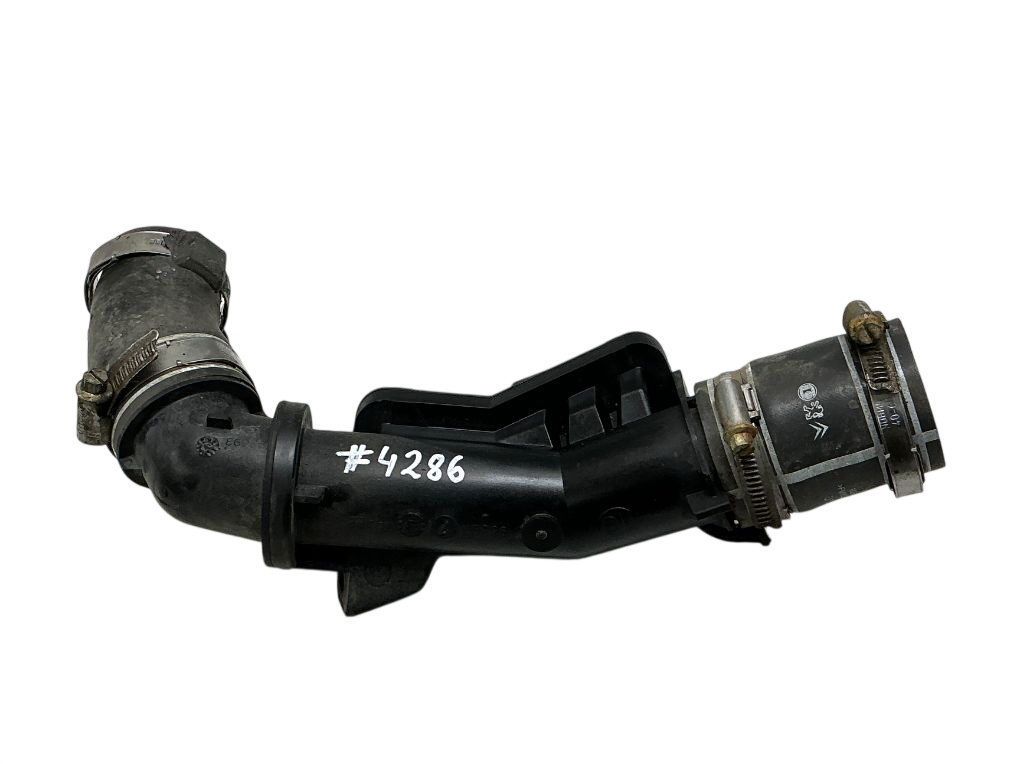 Toyota Proace Intercooler pipe left SU001A3639 Intercooler pipe left TOYOTA PROACE ...