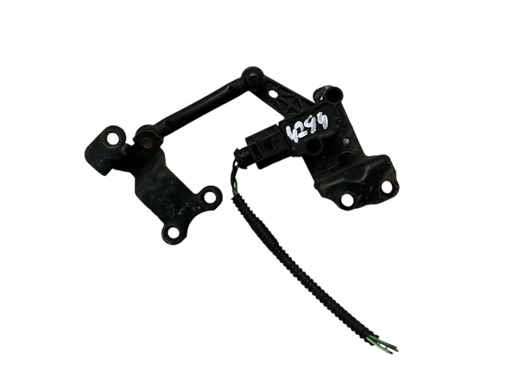 Volkswagen Sharan Suspension level sensor rear left 7N0941273 Suspension level sensor rear left VW ...