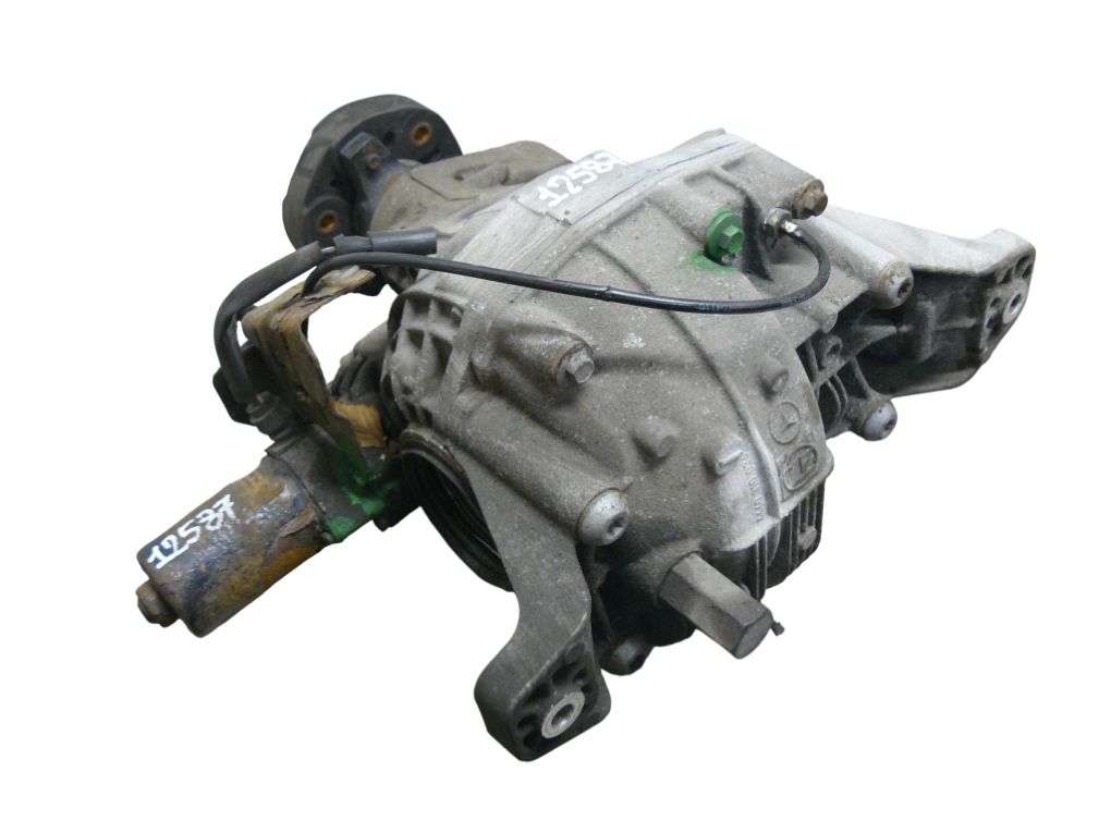 Mercedes-Benz A (W169) Rear axle differential Rear axle differential — MERCEDES-BENZ GL-CLASS...