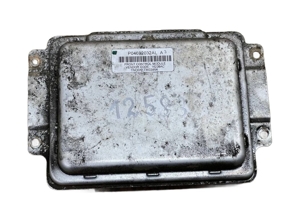 Chrysler 300C Body control module (BCM) 04692032AL Body control module (BCM) CHRYSLER 3...