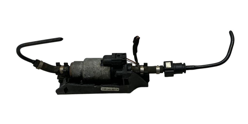 Volkswagen Sharan Fuel delivery pump for aux. Parking heater (webasto) 7N0201607B Fuel delivery pump for aux. Parking ...