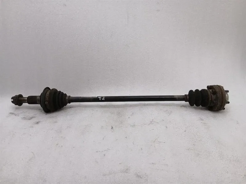 Porsche 911 (997) Porsche 911 997 Left Front Drive Shaft 99734903801 Drive Shaft Front Li Turbo Body type: Coupe
Fuel: Petrol