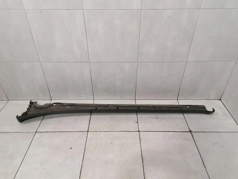 Porsche 911 (997) Porsche 911 997 side skirt 99750446400 side sills right 4S Body type: Coupe
Fuel: Petrol