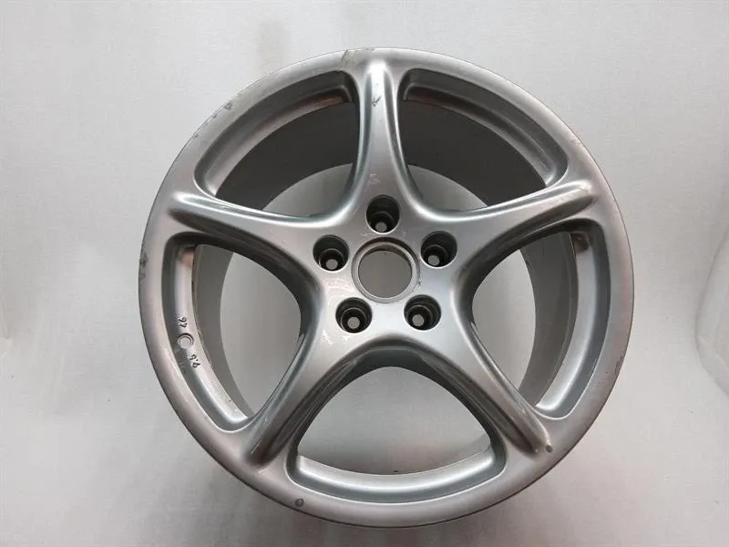 Porsche Cayman (987) Porsche Cayman 987 Alloy Wheel 99736215806 Alloy Wheel 9.5J x 19 ET46 Body type: Coupe
Fuel: Petrol