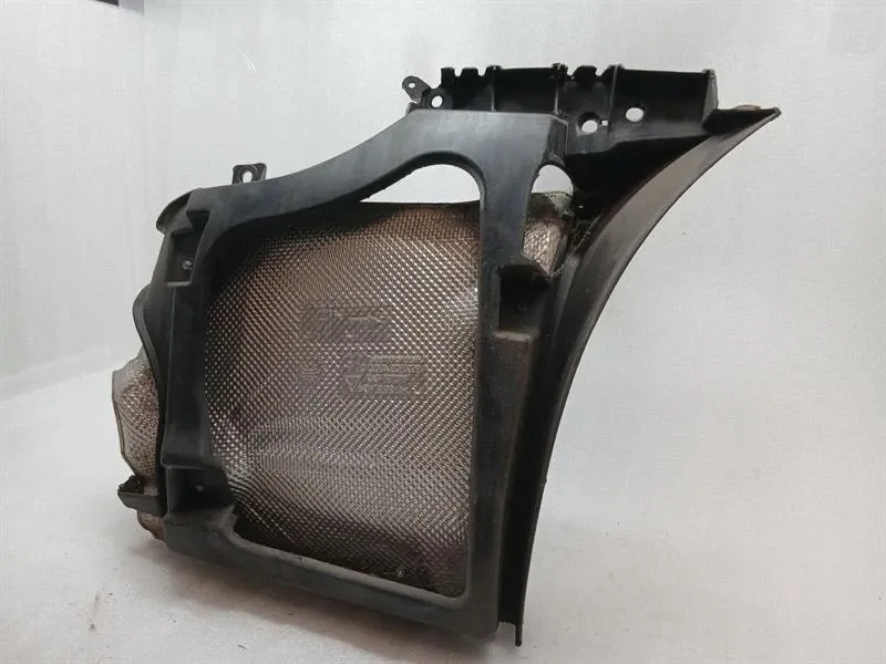 Porsche 911 (997) Porsche 911 997 holder bracket 99750563209 C4 right holder carrier AWD Body type: Coupe
Fuel: Petrol