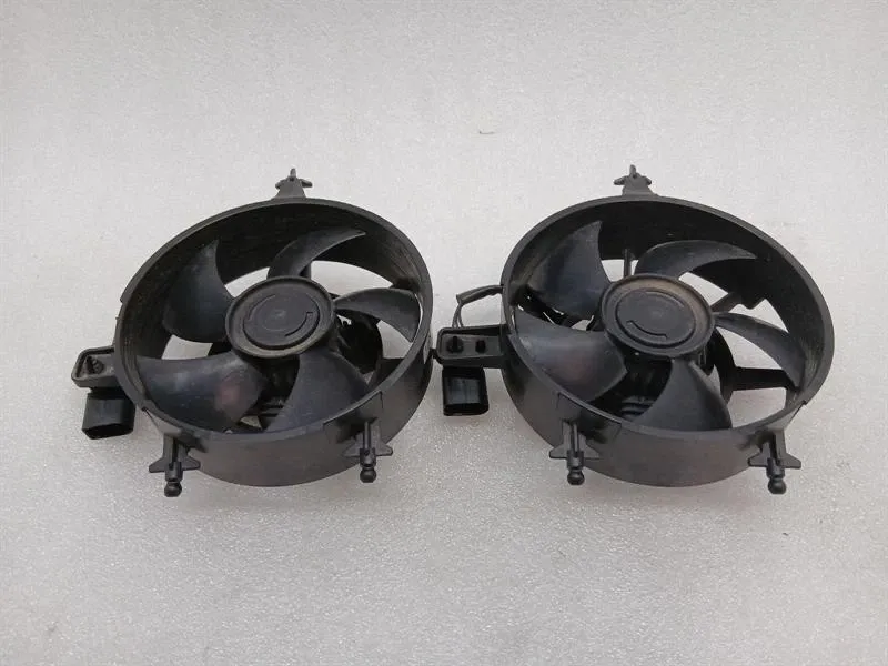 Porsche 911 (991) Porsche 911 992 cooling fan set 992959133 fan set Body type: Coupe
Fuel: Petrol