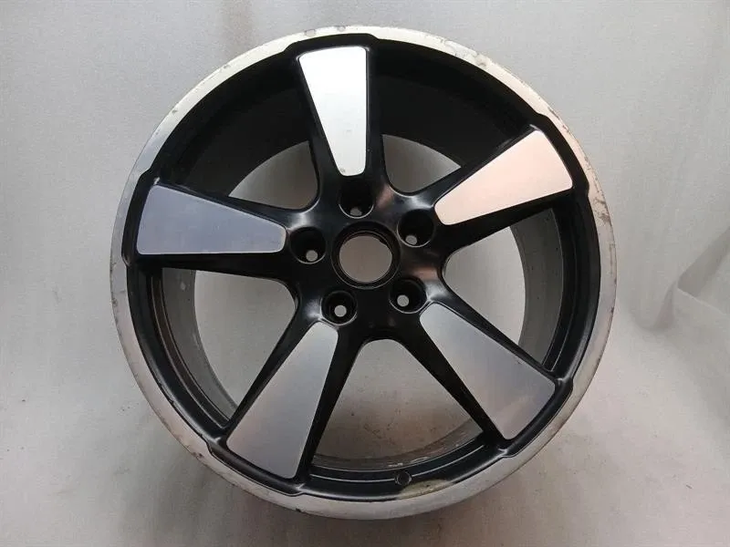 Porsche 911 (991) Porsche 911 991 Alloy Wheel 99136216241 50 Years Alloy Wheel 9J x 20 ET51 Body type: Coupe
Fuel: Petrol