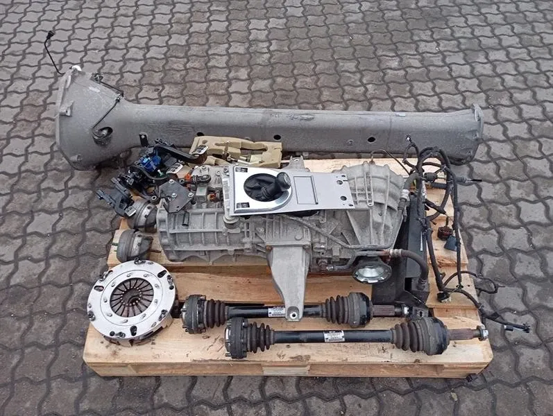 Aston Martin DB9 Gearbox 4G43-7002-AD Manual Transmission V12 Manual Retrofit Conversion