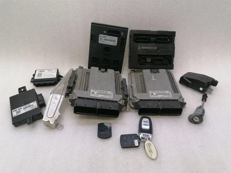 Audi R8 Audi R8 4S AWD engine ECU set 4S0907552M engine control unit set